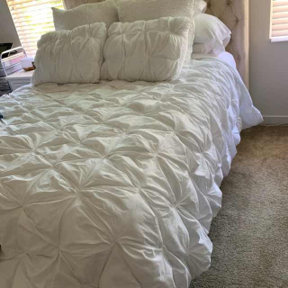 Photo of Jeromes adjustable bedframe