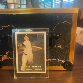 Photo of 1996 Commemorativeset card #7 of 19 Topps Mickey Mantle
