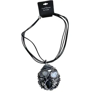 Photo of New Faux Pearl Bead Wired Corded Lightweight Statement Necklace in Red Gift Box
