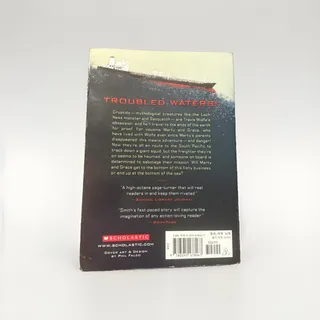 Photo of Tentacles (Cryptid Hunters, Book 2): Volume 2 by Smith, Roland