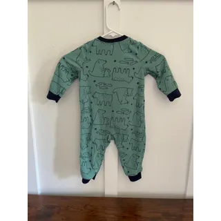 Photo of Carter’s 18 month fleece outfit