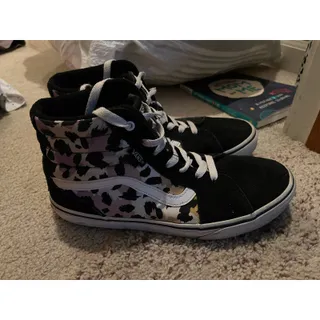 Photo of Vans womens 6 hightop cheetah print shoes