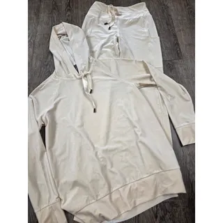Photo of LYSSE Eggnog Creamm Lysse Nook Velvet Jogger Pants Hoodie XS Track Suit Set