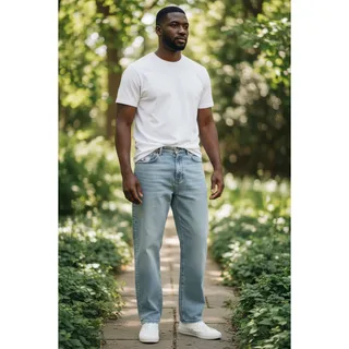 Photo of Gap Denim Relaxed Through The Hip & Thigh Relaxed Leg Size 36X32