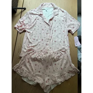 Photo of New Women’s 2Pc Wild Fable Shirt & Shorts Pajamas Set Light Pink Size Medium