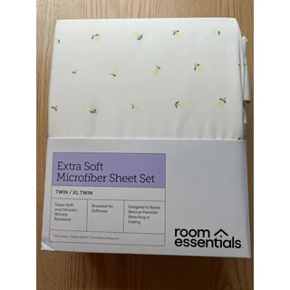 Photo of New Room Essentials 3pc Ditsy Floral 💐Yellow Twin/Twin XL Microfiber Sheet Set