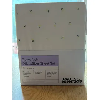 Photo of New Room Essentials 3pc Ditsy Floral 💐Yellow Twin/Twin XL Microfiber Sheet Set
