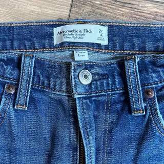 Photo of Abercrombie & Fitch Ankle Straight Ultra High Rise Curve Love Distressed 27 4 S