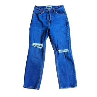 Photo of Abercrombie & Fitch Ankle Straight Ultra High Rise Curve Love Distressed 27 4 S