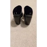 Listing Photo Thumb #4