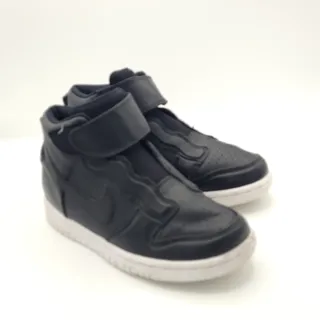 Photo of Nike Dunk High Ease women's size 6.5 Black 896187-001 