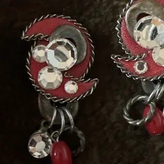 Photo of VTG 80'S SINS RUNWAY Large Red Boho ACRYLIC CRYSTALS DROP DANGLE CLIP EARRINGS