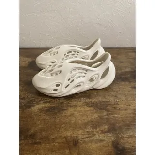 Photo of Mens Size 12 Adidas Yeezy Foam Runner RNNR Ararat Foamrunner
