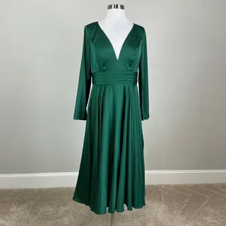 Photo of Mac Duggal 67527 Green Cocktail Dress Satin Long Sleeve Fit & Flare Midi Size 6
