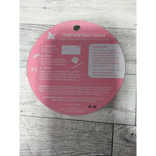 Photo of 4 X Olive & June Instant Mani Press‑On Nails – Pink Goldfish – Medium