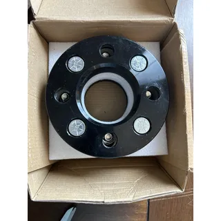 Photo of Titan Wheel Accessories Black Wheel Spacers Adapters Pack of 2 Open Box
