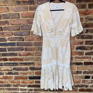 Photo of Saylor Cream Ruffled Floral Lace Short Sleeve Maggy Dress Women's Size Small
