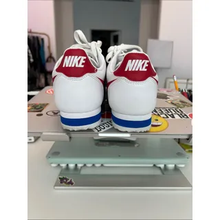 Photo of Nike Women’s Cortez White with Red Swoosh Forest Gump Gangsta Nike size 9