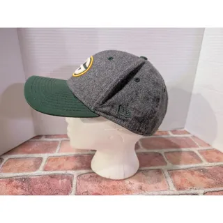 Photo of New Era Green Bay Packers Charcoal & Green Fitted Hat Cap Patch - Small/Medium
