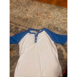 Photo of Seven Boys Baseball Henley Shirt White Blue Raglan Short Sleeve Size 8 10