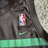 Listing Photo Thumb #5