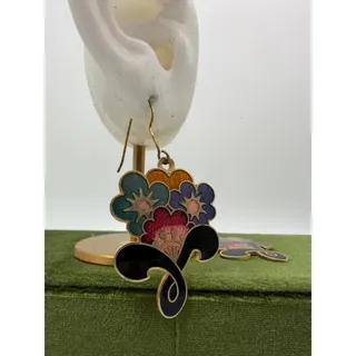 Photo of vintage cloisonné enamel floral dangle earrings