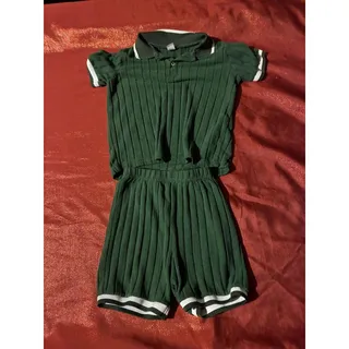 Photo of SHEIN Two Piece Set Kids 6Y Green Ribbed Polo Top Shorts Athletic Collar Trim