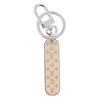 Photo of Louis Vuitton Porte Cres Skate Board Charm Metal Beige Mp3135
