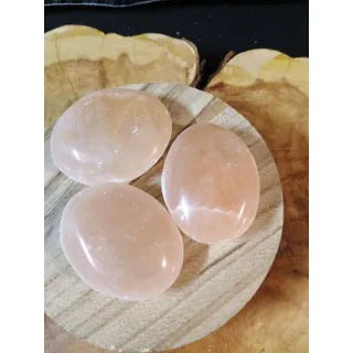 Photo of Peach Moonstone Oval Palm Stone — Soothing Meditation Crystal