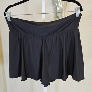 Photo of Athena Flirty Short Black NWT Size 8 Made in USA 86% Micro Nylon Retail $64