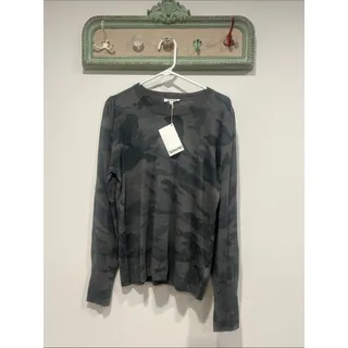 Photo of Splendid Women's Gray Camo Crewneck Sweater Cashmere blend XL crewneck new