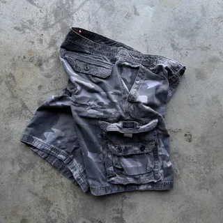 Photo of Vintage Y2K Lee Camo Cargo Shorts Gray Baggy Utility Size 32