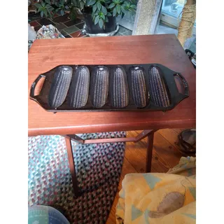 Photo of Lodge Cast Iron Cornstick Pan (3149)