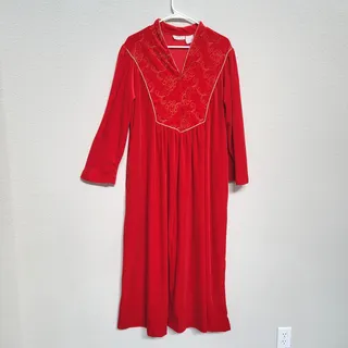 Photo of Appel Vintage Robe Womens Medium Red Velour  Long Sleeve Embroidered 80s Winter