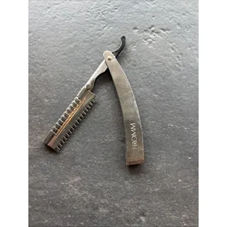 Photo of Aristocrat foldable hair shaper folding Razor includes ( no blade )