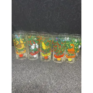 Photo of 12 Vintage Twelve Days of Christmas Glass Tumblers American Indiana Glass 11/12