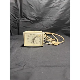 Photo of Vintage Dial Alarm Clock Model 7299 General Electric USA GE 347B