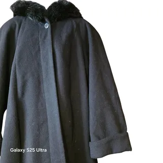 Photo of EUC vintage 80s 90s Donny Brook, fur trimmed hood, aline wool coat sz 12p