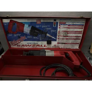 Photo of Milwaukee Corded Electric Sawzall Reciprocating Saw 6509 With OG Case