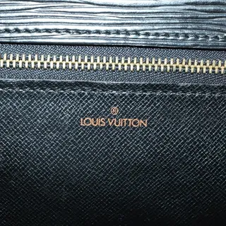 Photo of Louis Vuitton Epi Serviette Conseiller Briefcase Black