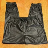 Listing Photo Thumb #4