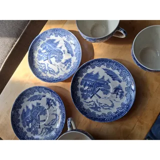 Photo of Set of 3 Vtg Blue Willow Cups And Saucers (3153)