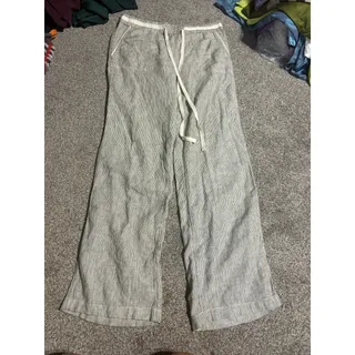 Photo of Caslon womens small pants