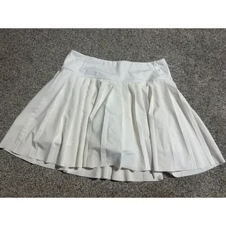 Photo of Athleta womens white mall golf skort