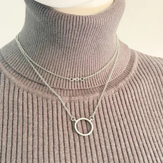 Photo of VTG 1980s Silver-Tone Layered Cable Chain & Round Rhinestone Pendant Necklace