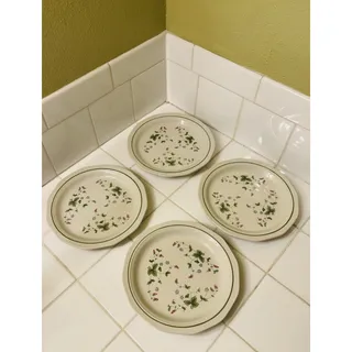Photo of Mount Clemens Pottery Wild Berry Salad Plates 7 1/4" Each - Set Of 4 Total