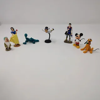 Photo of Disney Japan gashapon figures