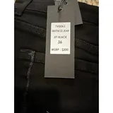Listing Photo Thumb #5