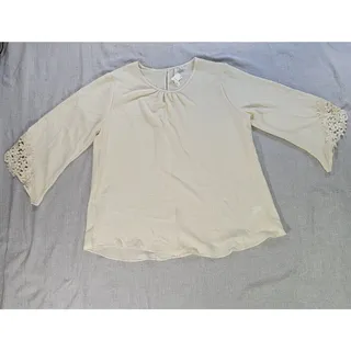 Photo of C Est 1946 Women XL Blouse NWT Ivory Floral Lace Flowy Business Office Wedding