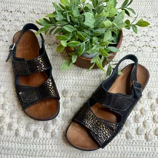 Photo of ANA-TECH USA Women's Size 39 US 7 Comfort Leather Strappy Sandal Shoes Bronze